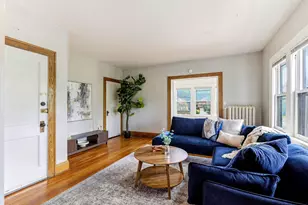 256 Russell Ave S, Minneapolis, MN 55405 - Photo 11