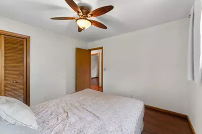 9725 Queen Road, Bloomington, MN 55431 - Photo 15