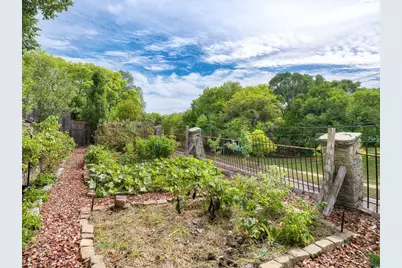 754 Linwood Avenue, Saint Paul, MN 55105 - Photo 47