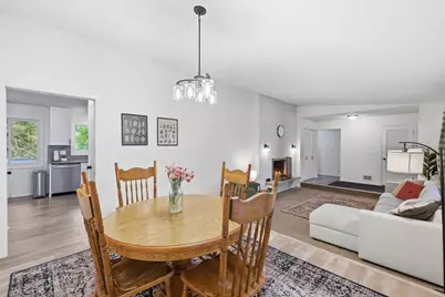 135 Sabra Court, Apple Valley, MN 55124 - Photo 5