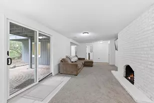 135 Sabra Ct, Apple Valley, MN 55124 - Photo 21