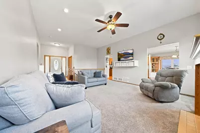 18824 Excalibur Trail, Farmington, MN 55024 - Photo 5