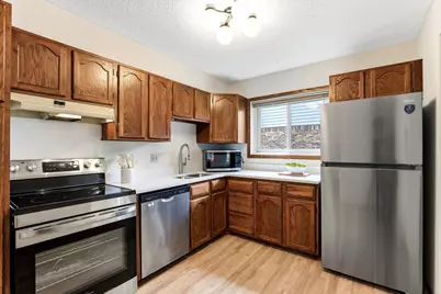 340 Ford Road #7, Saint Louis Park, MN 55426 - Photo 3