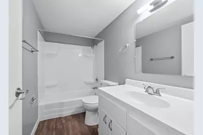255 6th Avenue NE, Hutchinson, MN 55350 - Photo 7
