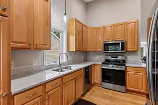 8972 Deer Run Dr, Victoria, MN 55386 - Photo 5