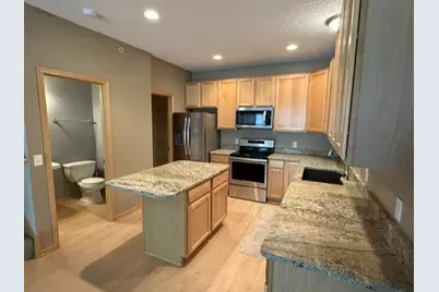 4820 Underwood Lane N #E, Plymouth, MN 55442 - Photo 3