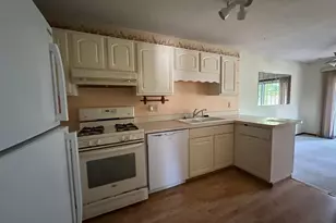 11232 Vessey Cir, Bloomington, MN 55437 - Photo 7