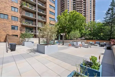 210 W Grant St #607, Minneapolis, MN 55403 - Photo 23