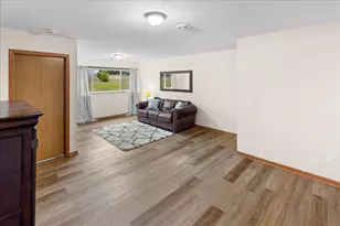 38260 Explorer Cir, North Branch, MN 55056 - Photo 27