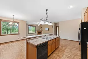 7022 Northwood Ln, Saint Cloud, MN 56303 - Photo 5