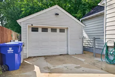 1007 11th Avenue NE, Rochester, MN 55906 - Photo 3