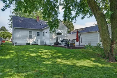 1007 11th Avenue NE, Rochester, MN 55906 - Photo 5