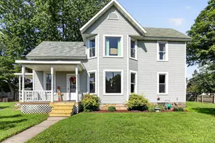 205 2nd St, Claremont, MN 55924 - Photo 1