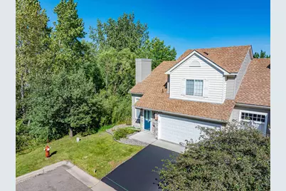 7657 Primrose Place, Chanhassen, MN 55317 - Photo 3