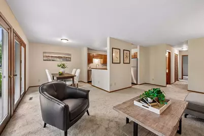 15275 Lesley Lane, Eden Prairie, MN 55346 - Photo 9