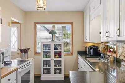 1190 Ottawa Avenue, West Saint Paul, MN 55118 - Photo 13