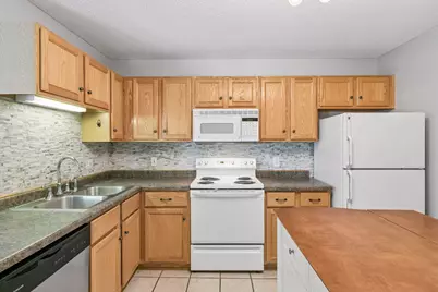 11489 Elmwood Avenue N, Champlin, MN 55316 - Photo 9