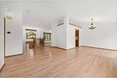 9024 Nevada Avenue N, Brooklyn Park, MN 55445 - Photo 3