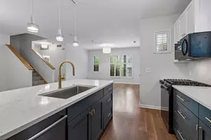 2566 Ellis Ave, Saint Paul, MN 55114 - Photo 11