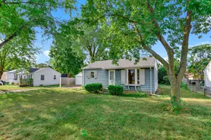 548 82nd Ave NE, Spring Lake Park, MN 55432 - Photo 3