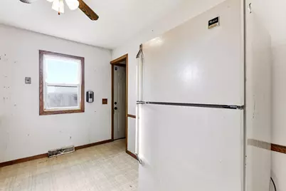 548 82nd Avenue NE, Spring Lake Park, MN 55432 - Photo 13