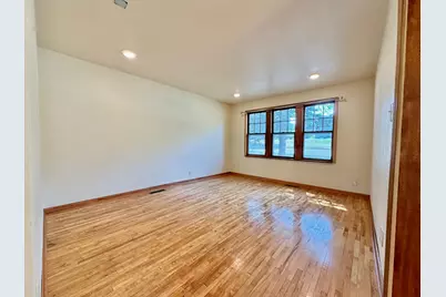 509 E Vernon Avenue, Fergus Falls, MN 56537 - Photo 9