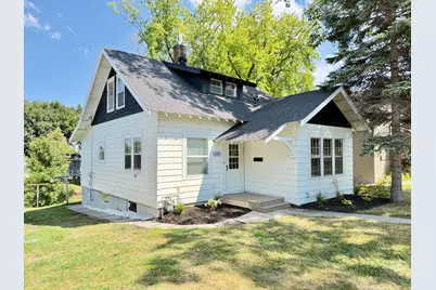 509 E Vernon Avenue, Fergus Falls, MN 56537 - Photo 1