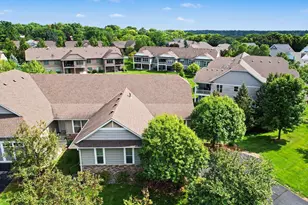 10776 Lyndale Bluffs Trail, Bloomington, MN 55420 - Photo 3