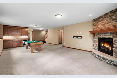 10776 Lyndale Bluffs Trail, Bloomington, MN 55420 - Photo 37