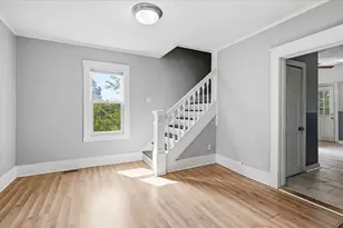 1565 7th St E, Saint Paul, MN 55106 - Photo 15