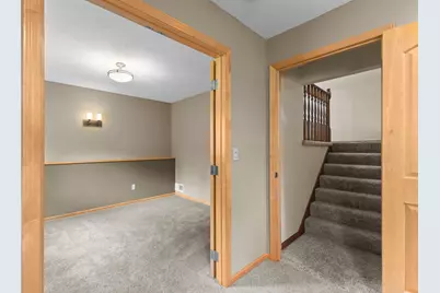 987 Kettle Creek Road, Eagan, MN 55123 - Photo 25