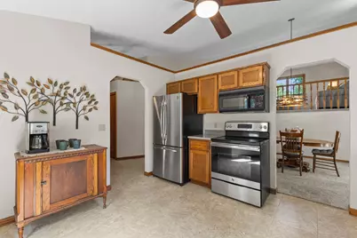 987 Kettle Creek Road, Eagan, MN 55123 - Photo 3