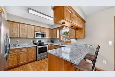 5113 19 1/2 Avenue Lane NW, Rochester, MN 55901 - Photo 3