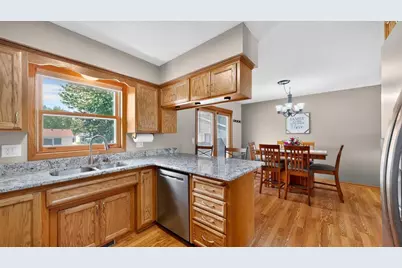 5113 19 1/2 Avenue Lane NW, Rochester, MN 55901 - Photo 11