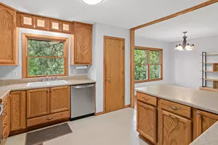 650 93rd St, Roberts, WI 54023 - Photo 9