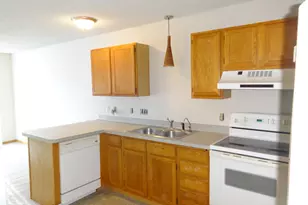 13420 60th Pl N, Plymouth, MN 55446 - Photo 5