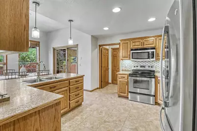 555 Queens Court, Moorhead, MN 56560 - Photo 19
