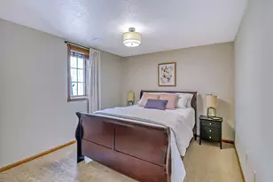 555 Queen's Ct, Moorhead, MN 56560 - Photo 55