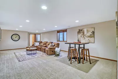 555 Queens Court, Moorhead, MN 56560 - Photo 47