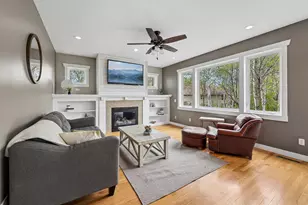 4798 Red Pine Ct, Eagan, MN 55123 - Photo 11