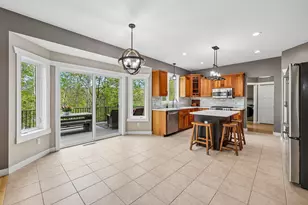 4798 Red Pine Ct, Eagan, MN 55123 - Photo 7