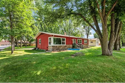 136 Elm Street N, Lester Prairie, MN 55354 - Photo 1