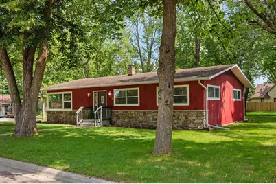 136 Elm Street N, Lester Prairie, MN 55354 - Photo 3