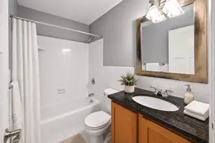 821 Douglas Ave, Minneapolis, MN 55403 - Photo 19