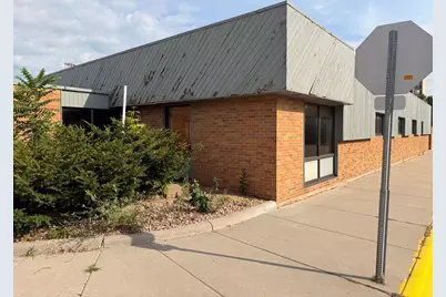 124 7th Avenue W, Alexandria, MN 56308 - Photo 1