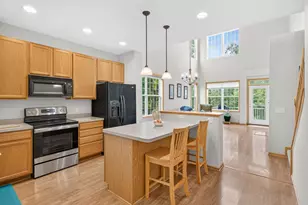 18057 Kindred Ct, Lakeville, MN 55044 - Photo 5