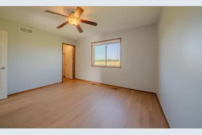 1051 Yellowstone Avenue, Saint Cloud, MN 56303 - Photo 17