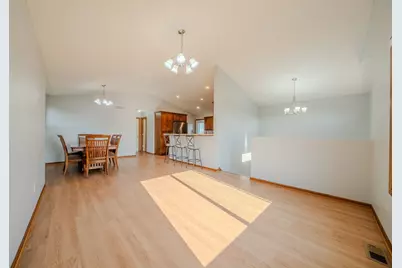 1051 Yellowstone Avenue, Saint Cloud, MN 56303 - Photo 7