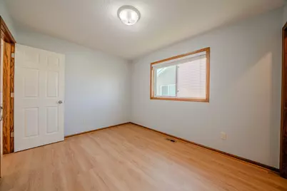 1051 Yellowstone Avenue, Saint Cloud, MN 56303 - Photo 25