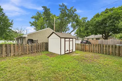 4500 Ewing Avenue N, Robbinsdale, MN 55422 - Photo 17